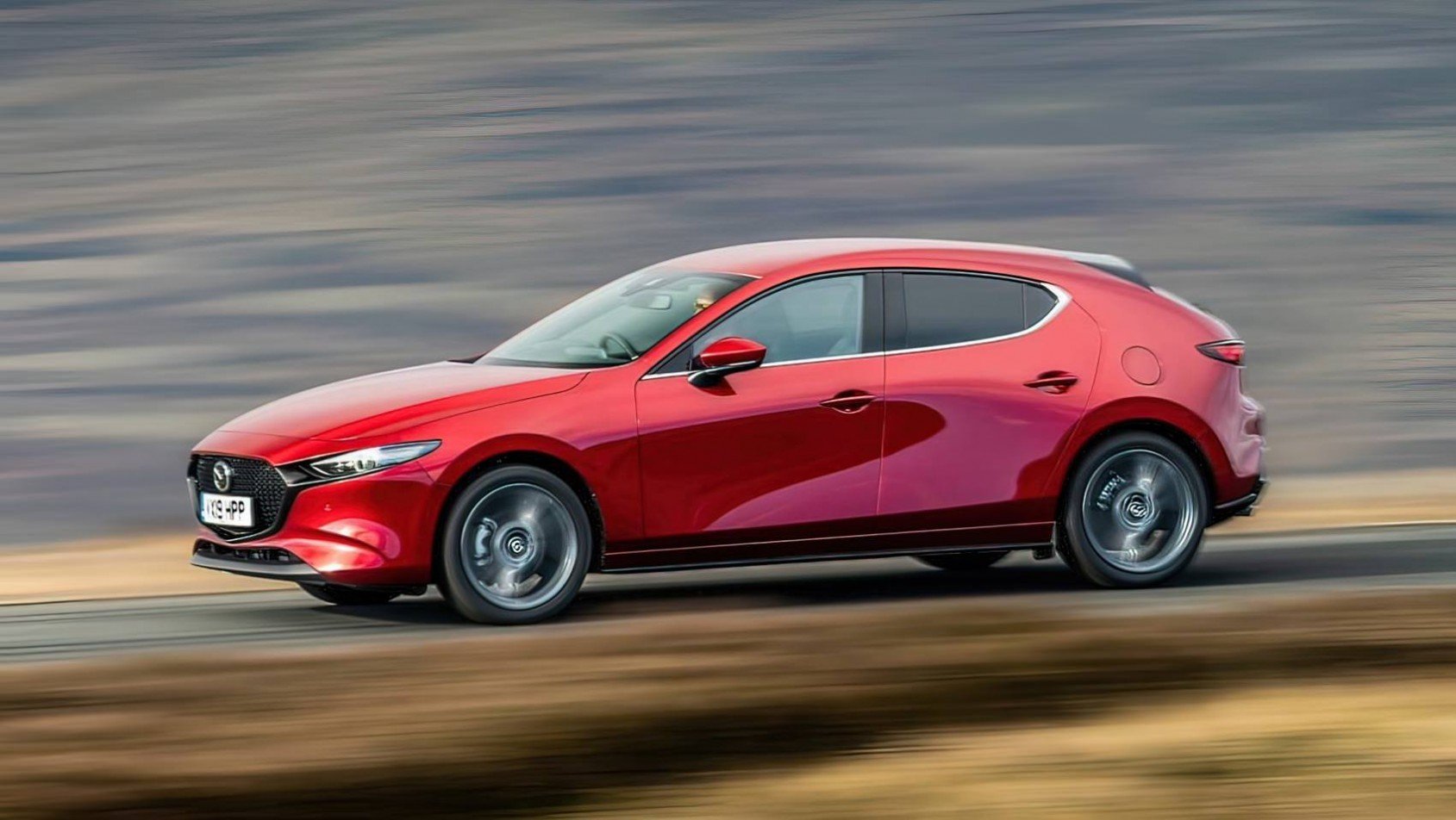 2025 Mazda 3 lakier soul red