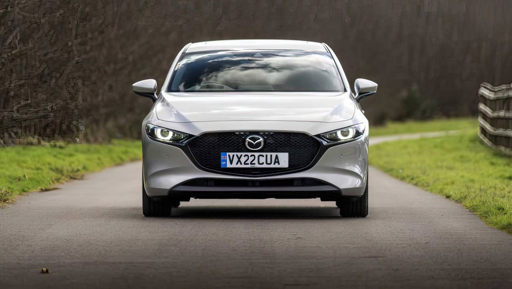 2025 Mazda 3 pas przedni