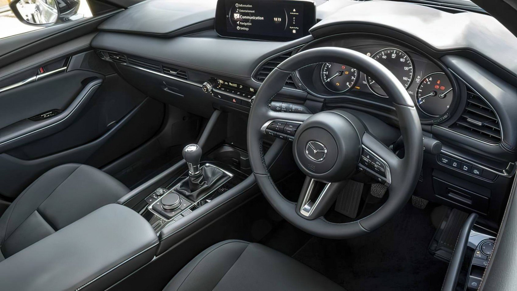 2025 Mazda 3 kierownica