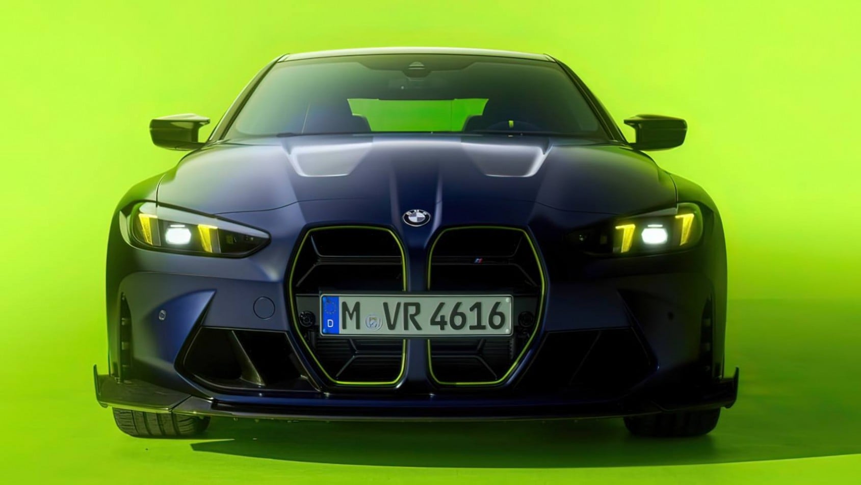 BMW M4 CS VR46 przedni pas