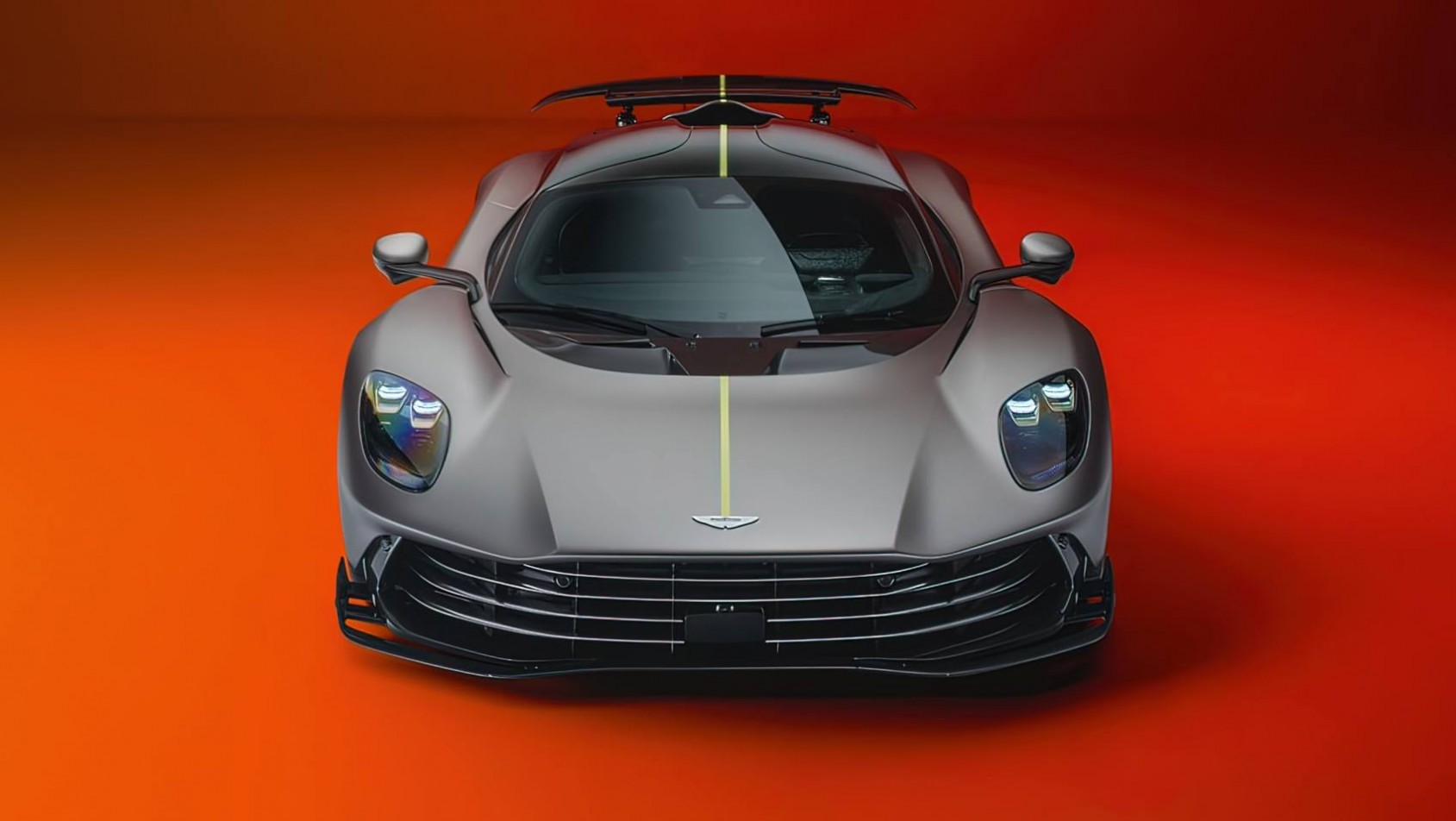 Aston Martin Valhalla wersja finalna przód