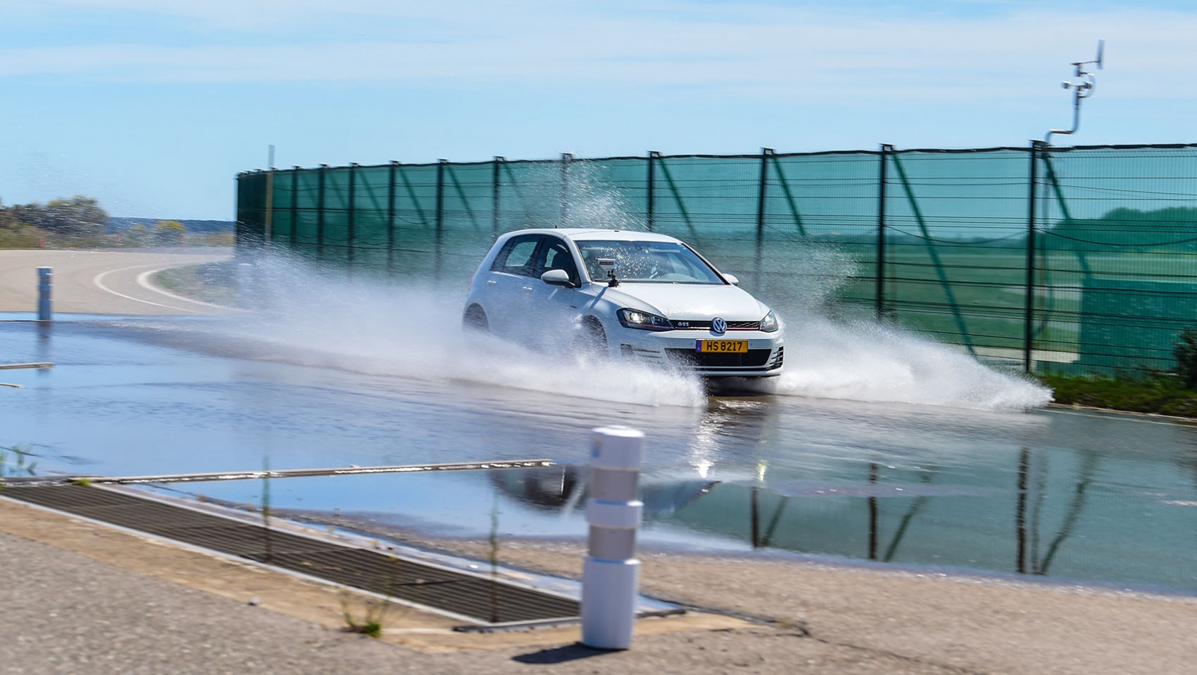 Auto podczas testów
