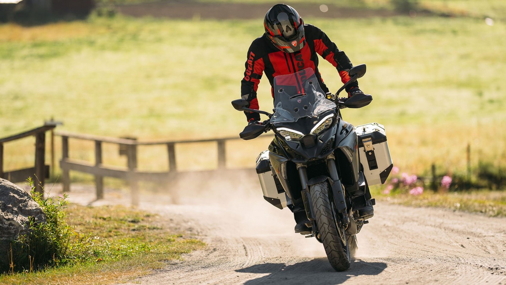 Ducati Multistrada V4 2025