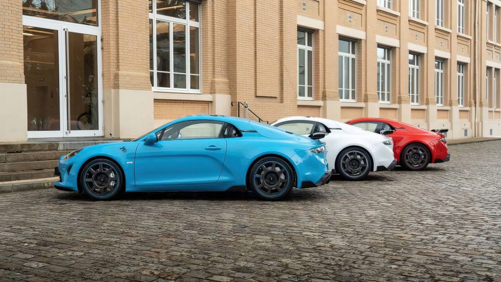 Alpine A110 2025 Alpine A110 GTS peacock blue