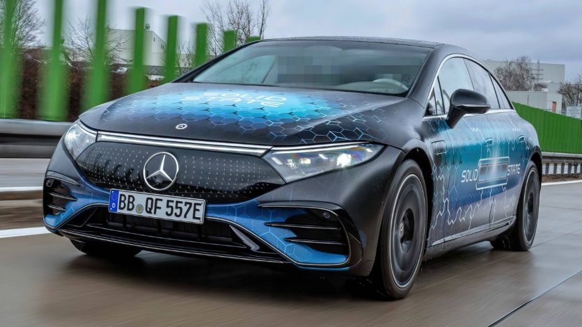 Mercedes EQS z akumulatorem półprzewodnikowym