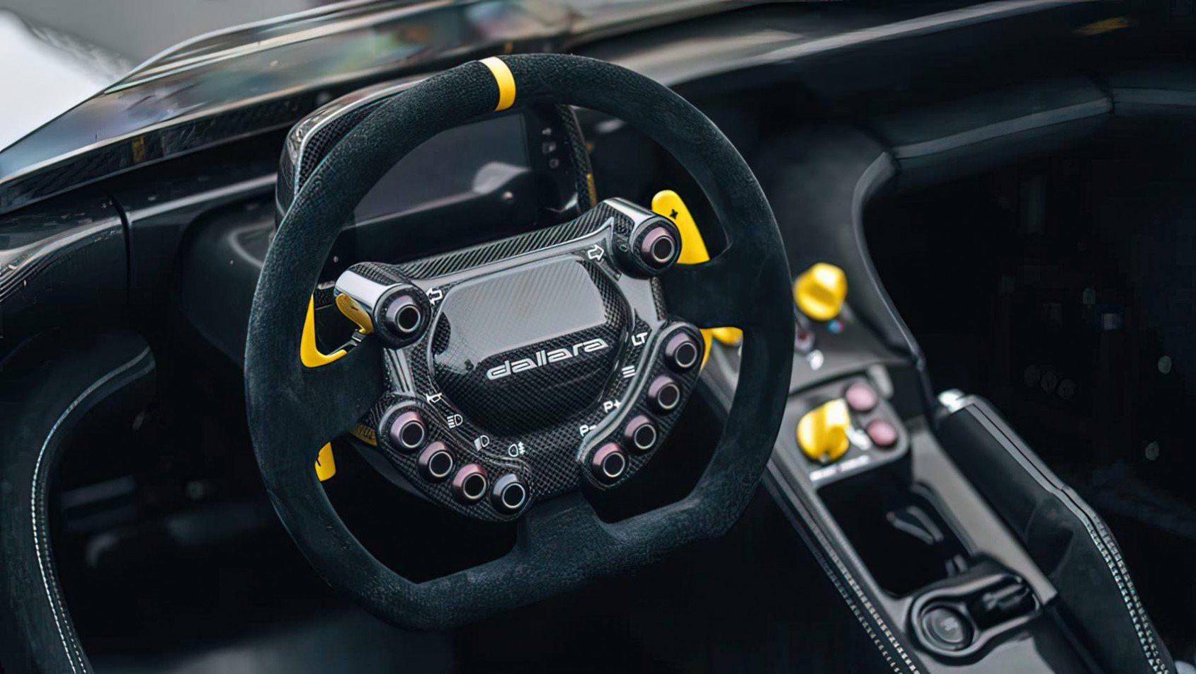 2025 Dallara Stradale kierownica