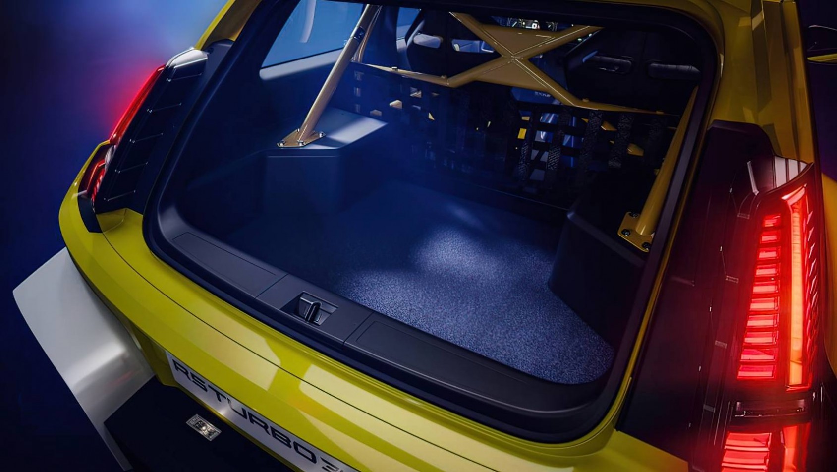 Renault 5 Turbo 3E bagażnik