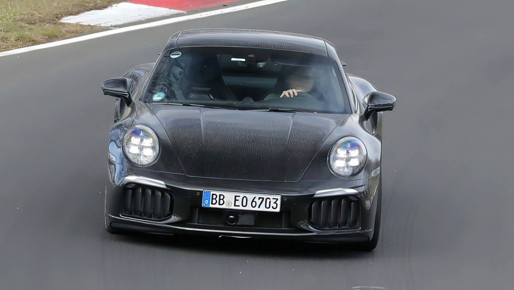 Porsche 992.2 turbo design