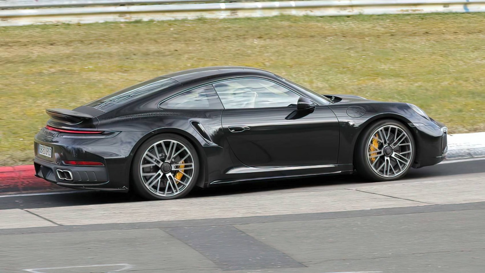 Porsche 992.2 turbo sylwetka