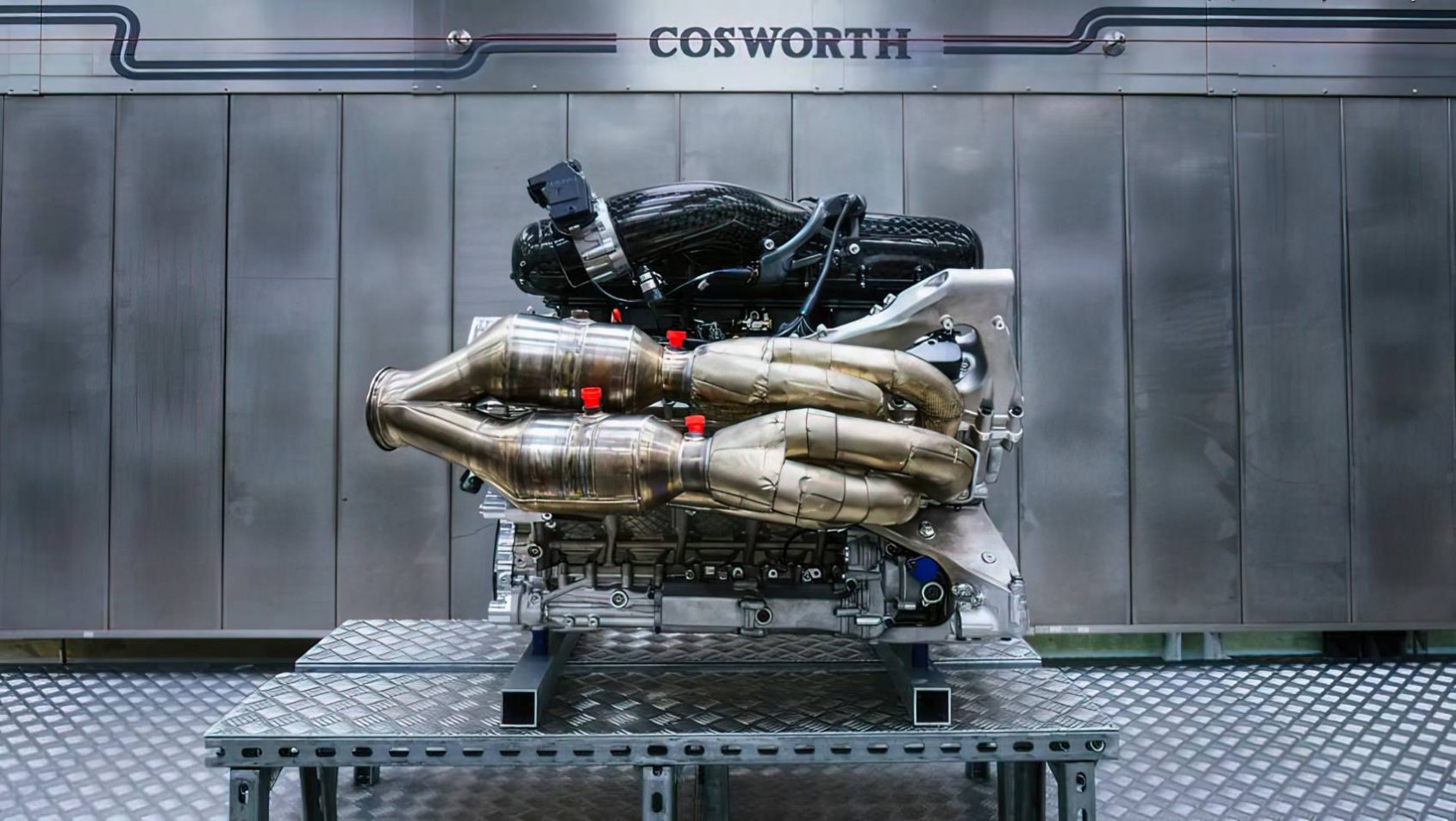 Cosworth silniki i fabryka