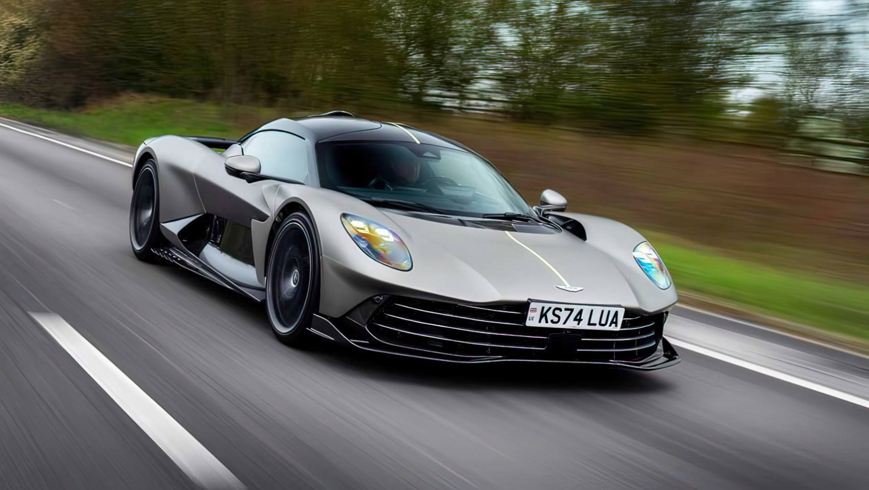 Aston Martin Valhalla scintilla silver