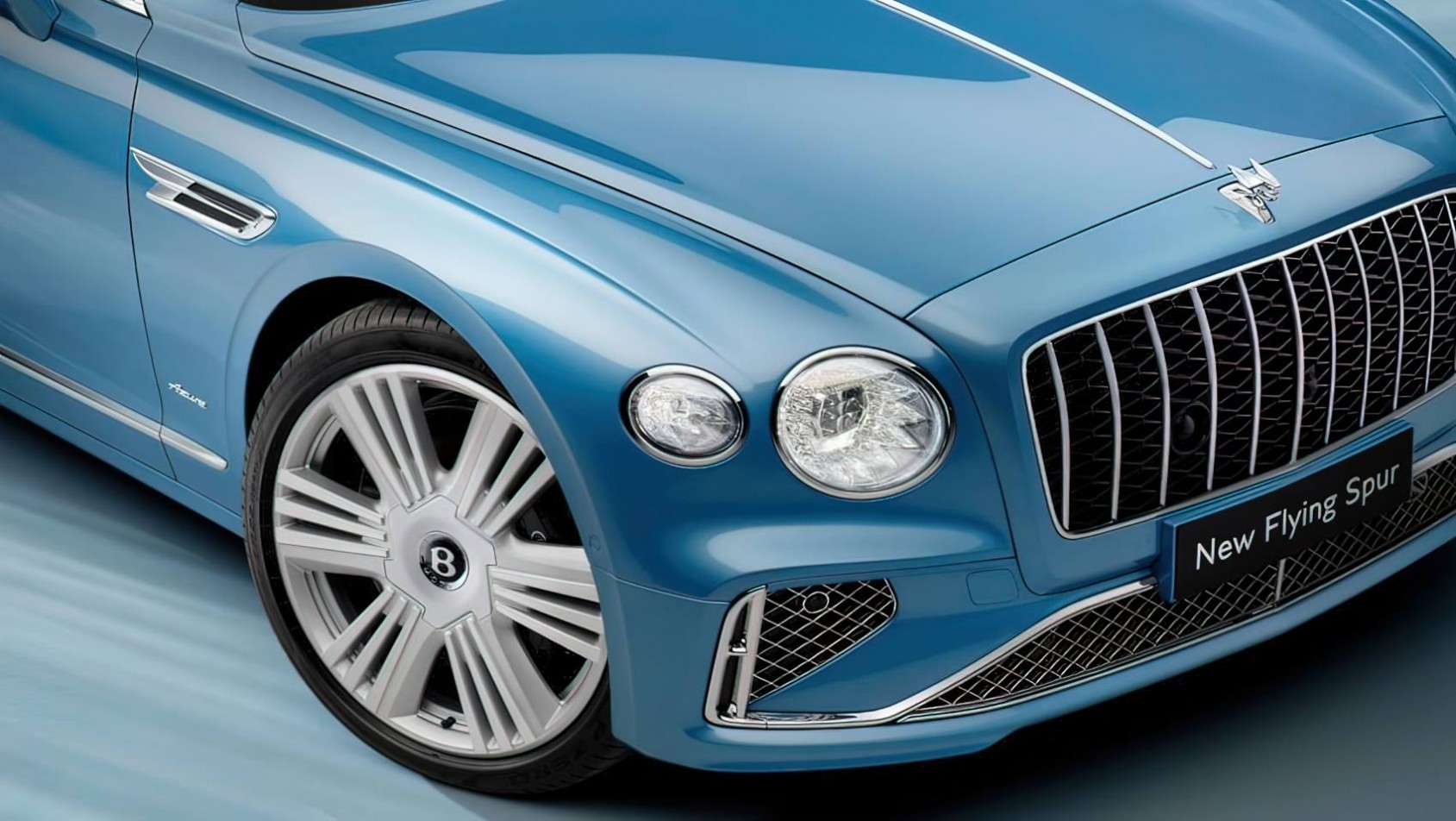 Bentley Flying Spur Azure design