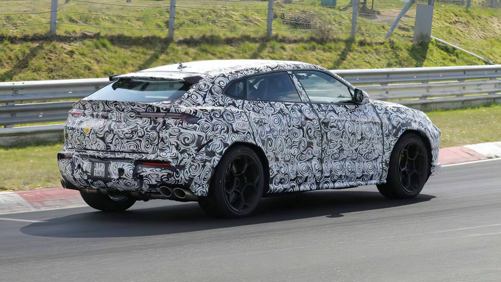 2026 Lamborghini Urus Performante design