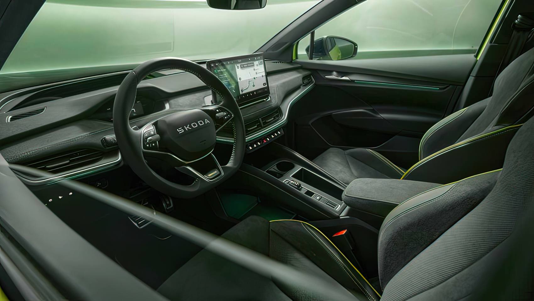 2025 Skoda Enyaq RS kokpit