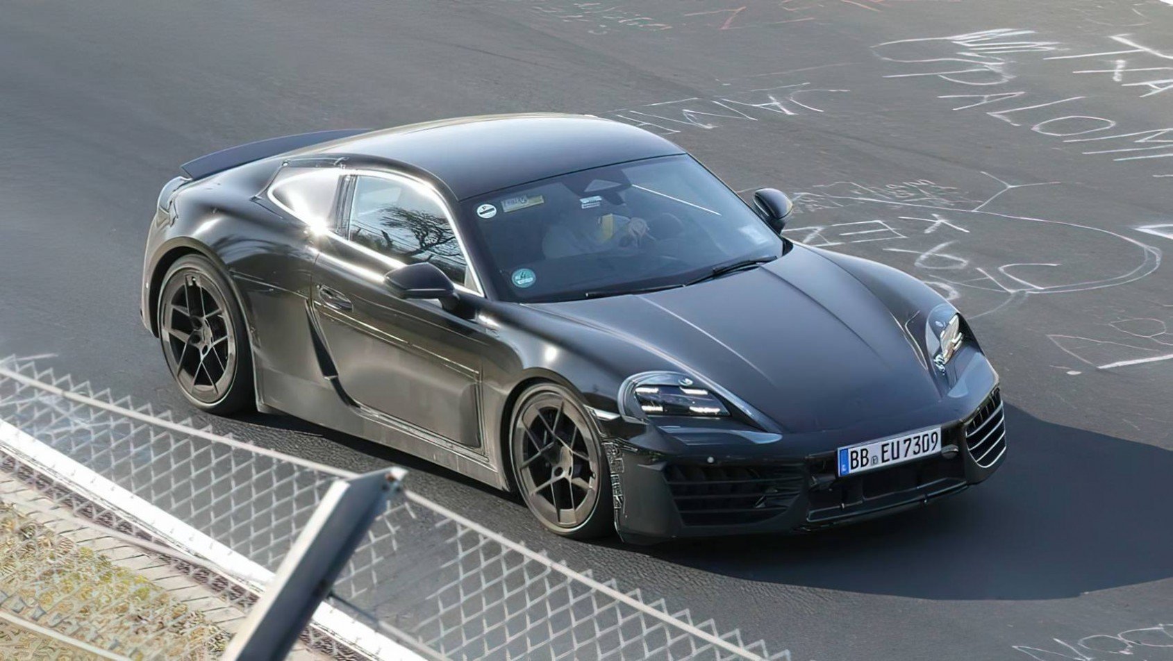2025 Porsche 718 Cayman prawy przód