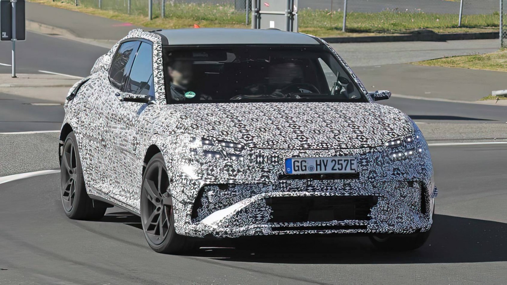 Genesis GV60 Magma spyshot