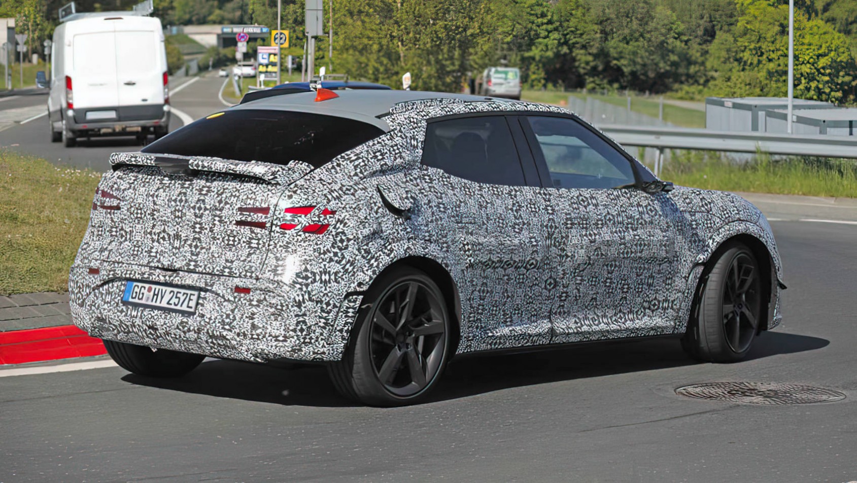 Genesis GV60 Magma kształt