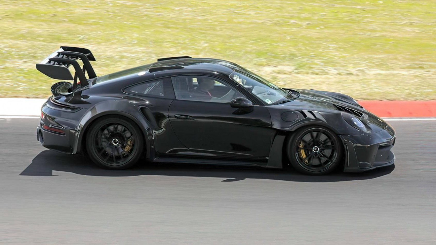 2027 Porsche 911 GT2 RS prototyp