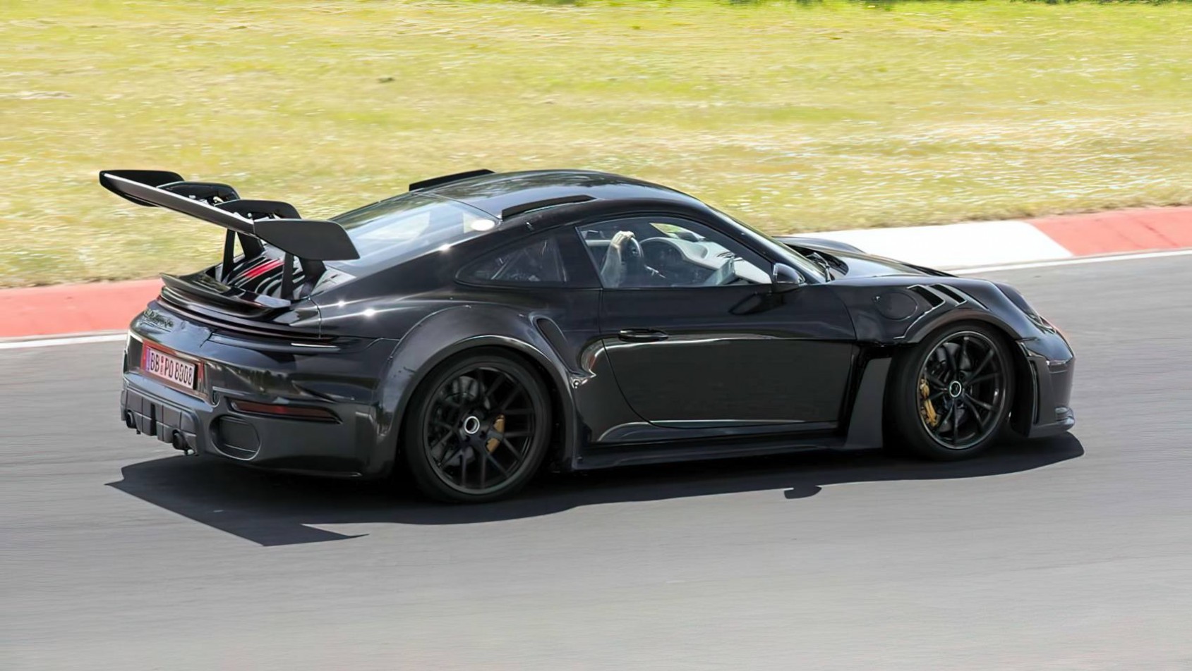 Porsche 911 GT2 RS muł testowy