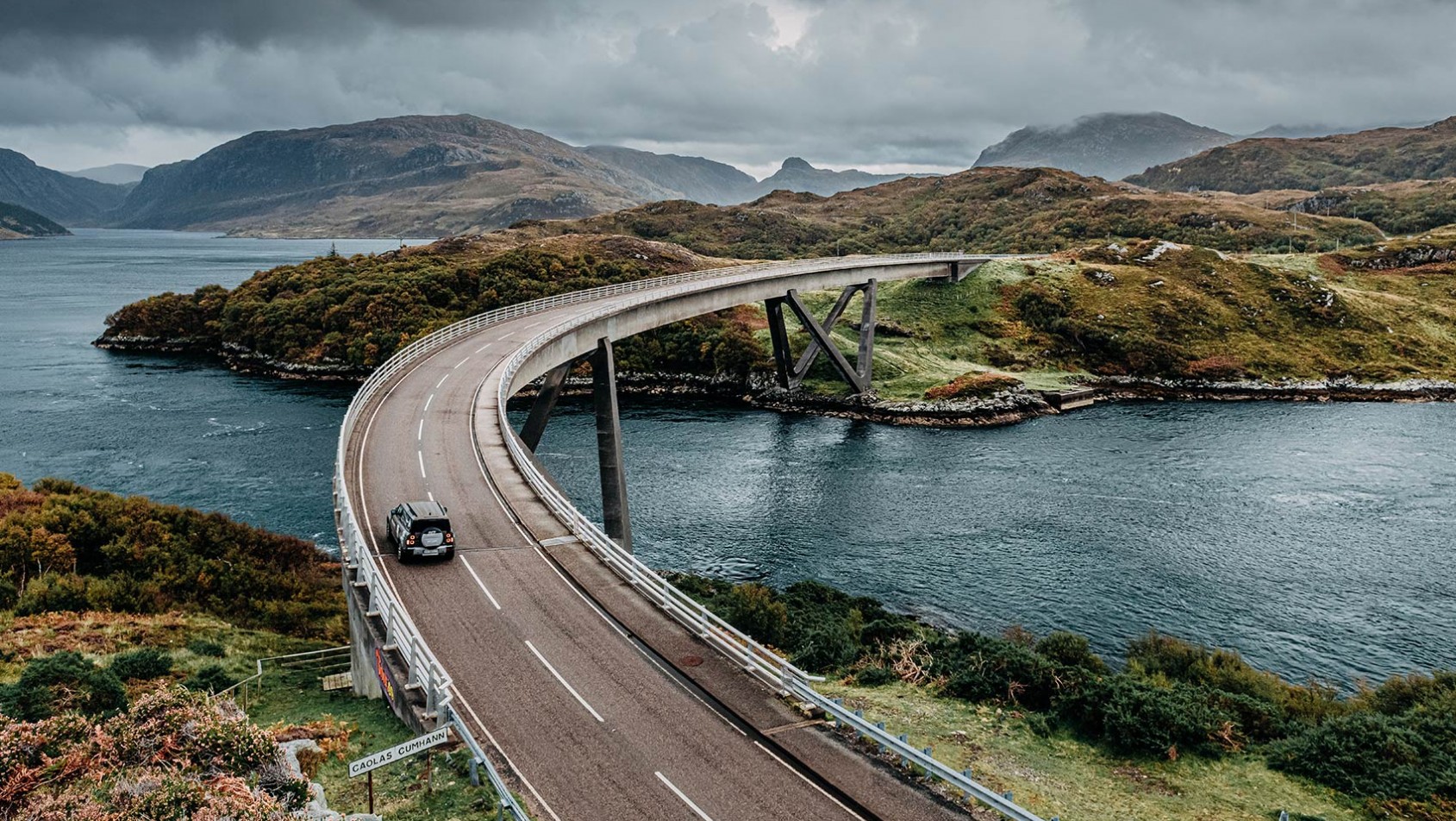 Defender - ujecie z drona