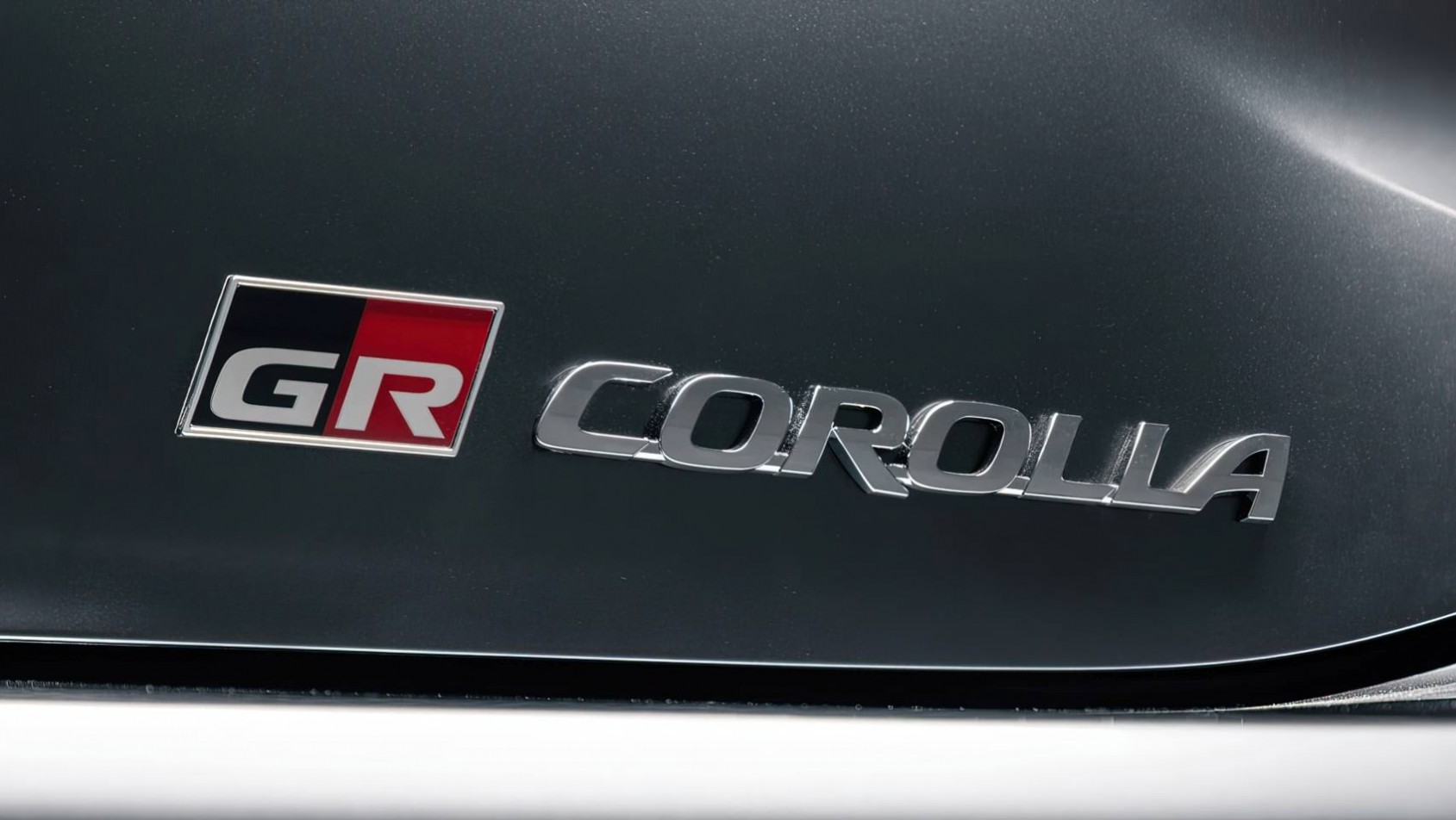 Toyota GR Corolla emblemat