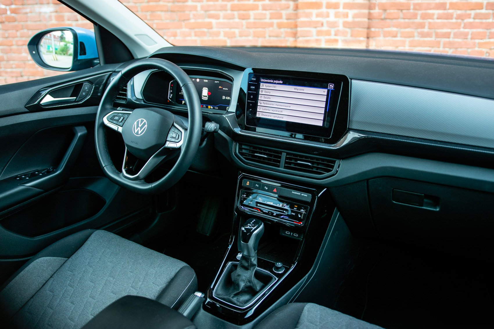 Volkswagen T-Cross wnętrze