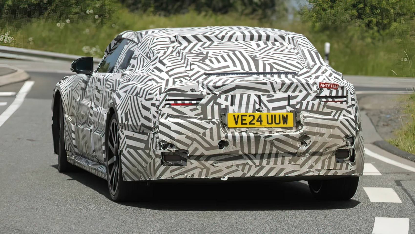 Jaguar Type 00 spyshot nurburgring tył