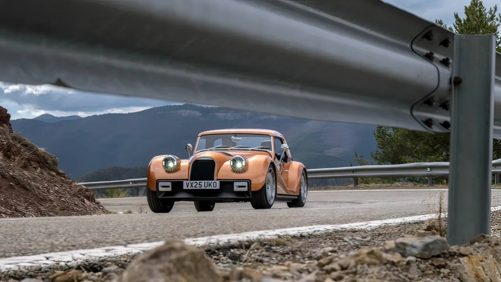 Morgan Supersport w górach