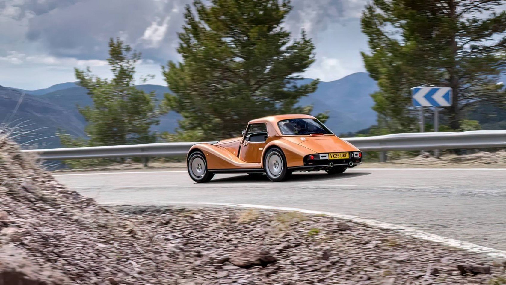 Morgan Supersport test na serpentynach