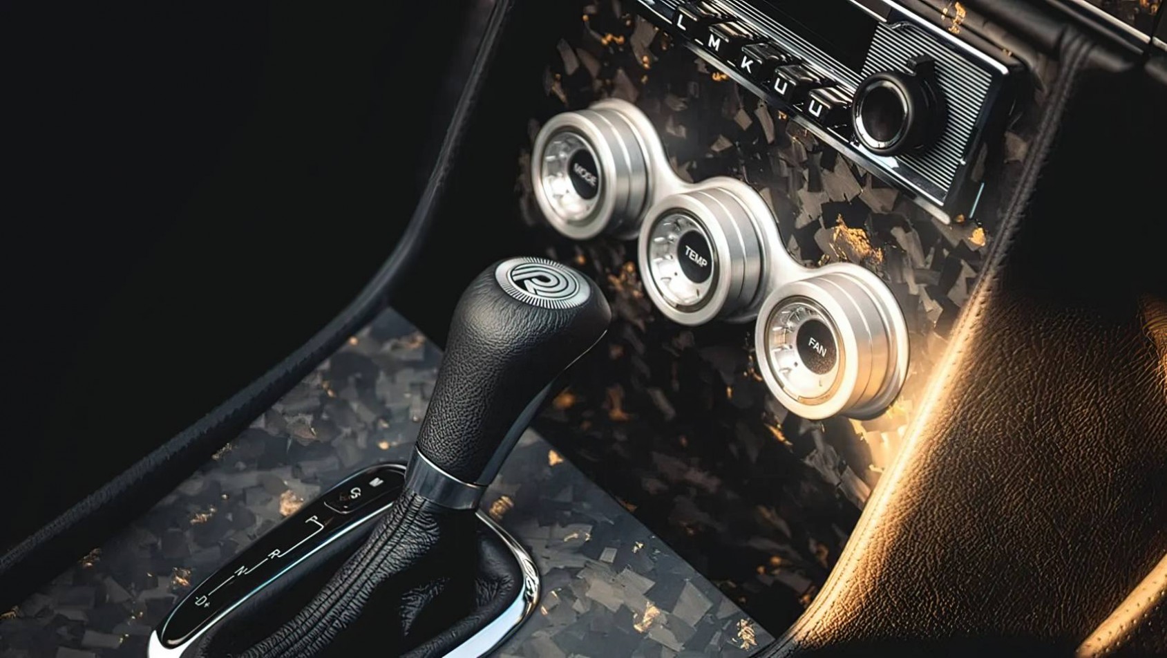 Pogea Classics Mercedes SL R107 wykończenie