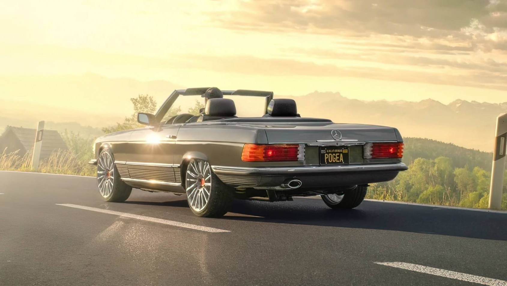Pogea Classics Mercedes SL R107 tył