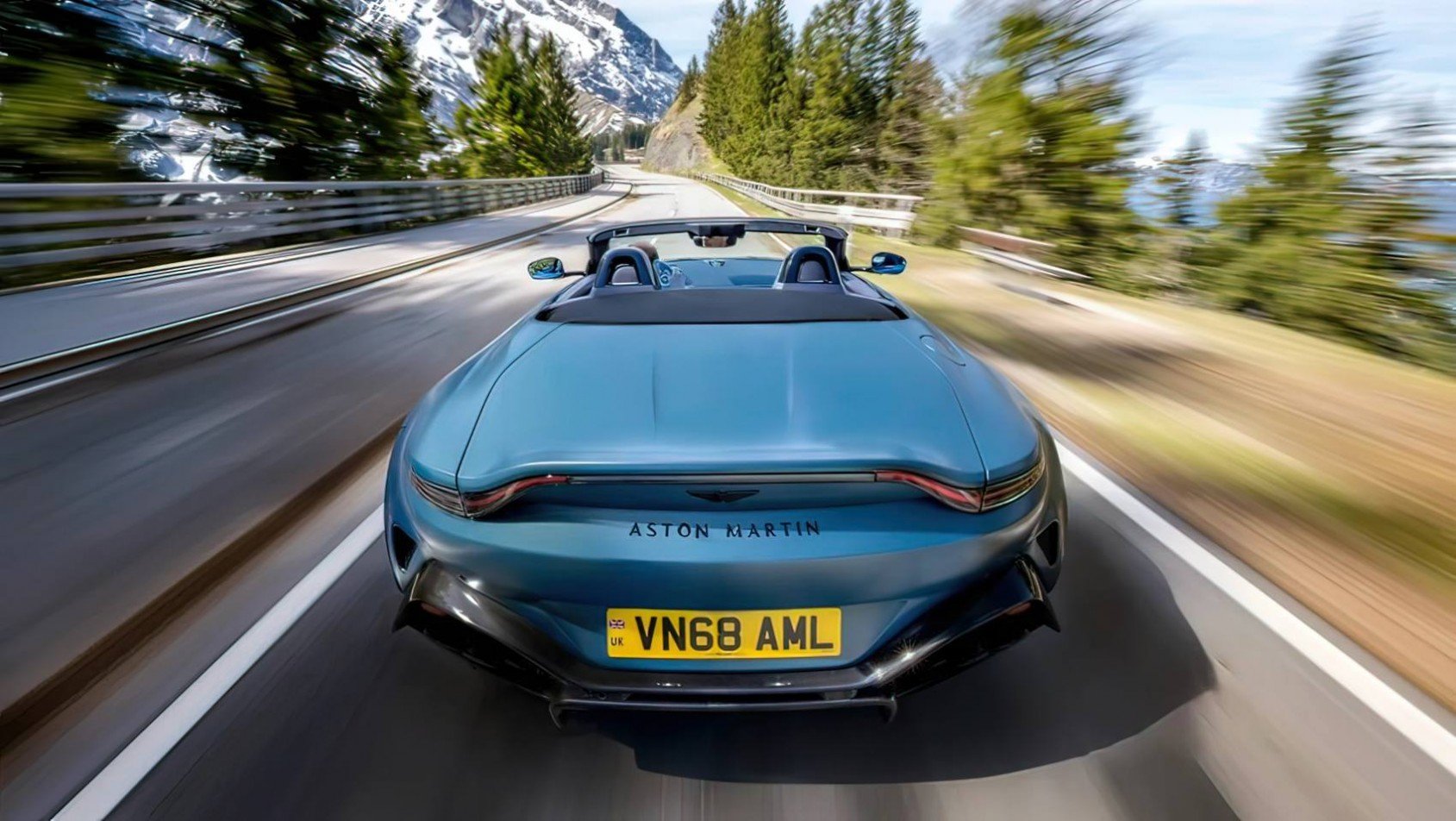 2025 Aston Martin Vantage Roadster przyspieszenie