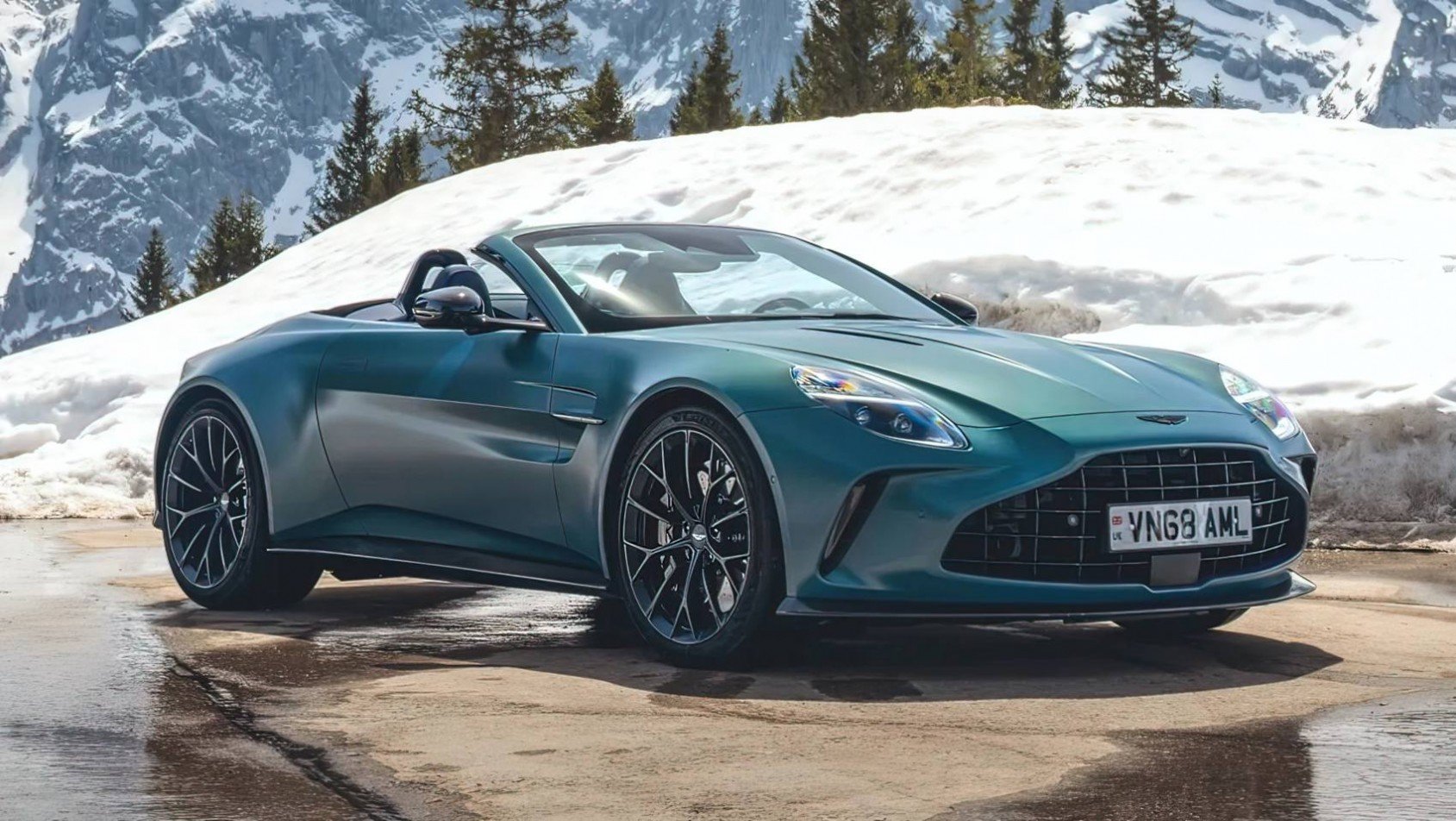 2025 Aston Martin Vantage Roadster otwarty dach
