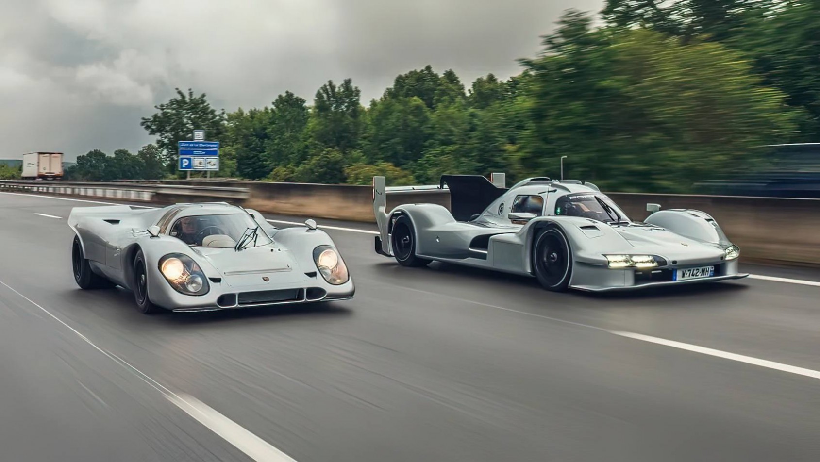 Porsche 963 RSP i 917 na drodze