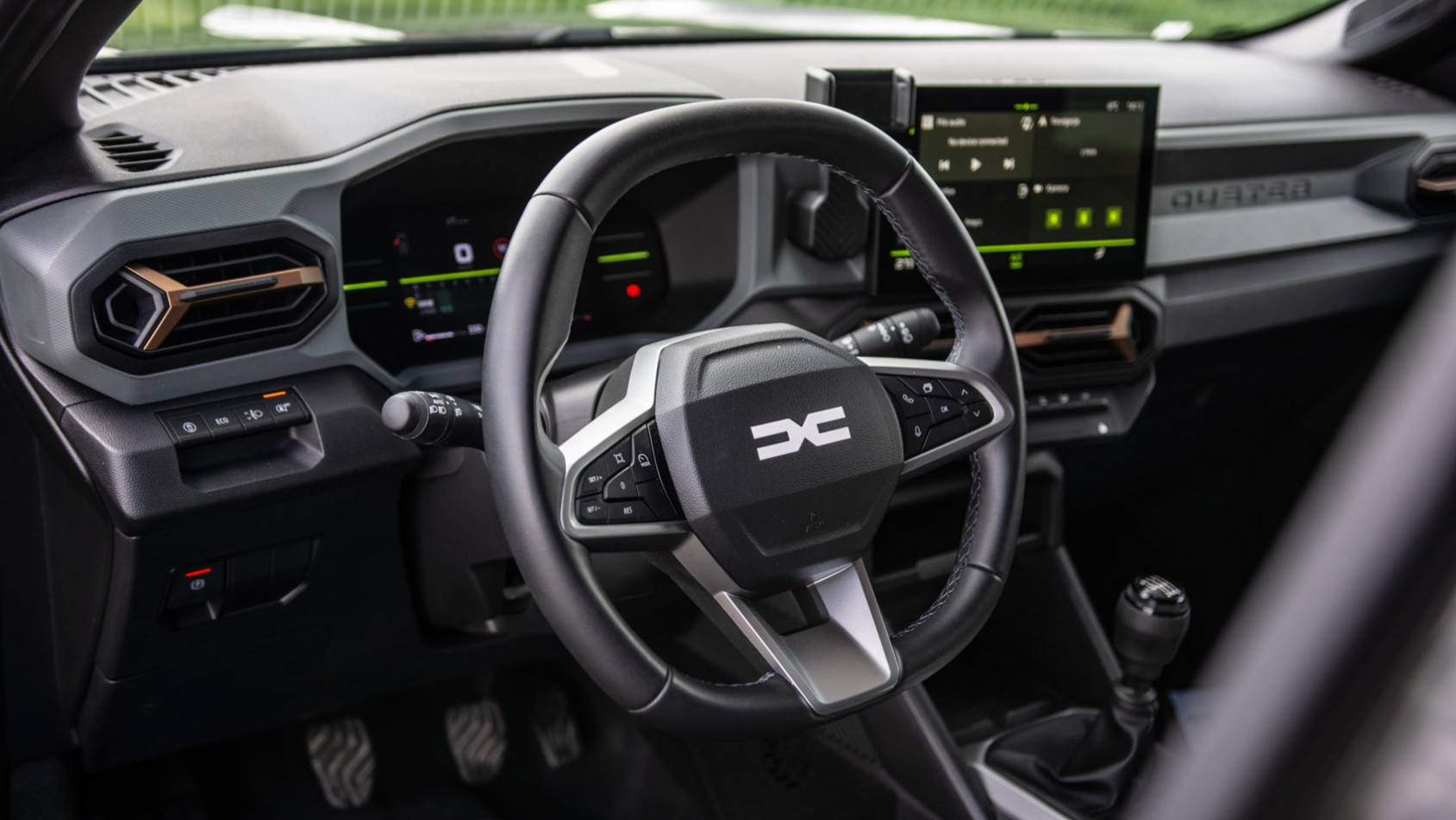 2025 Dacia Duster wnętrze