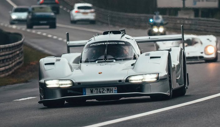 Porsche 963 RSP na drodze