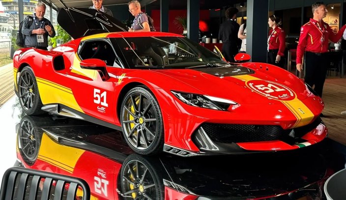 Ferrari 296 Speciale Piloti premiera