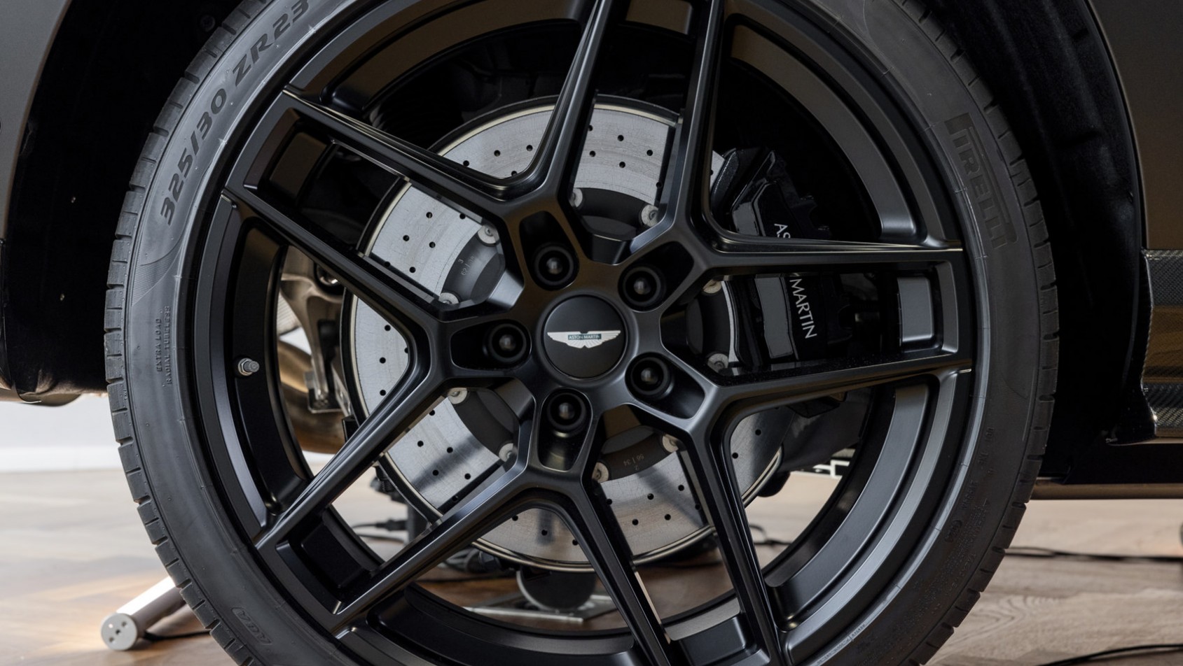 Aston Martin DBX S premiera PL felgi