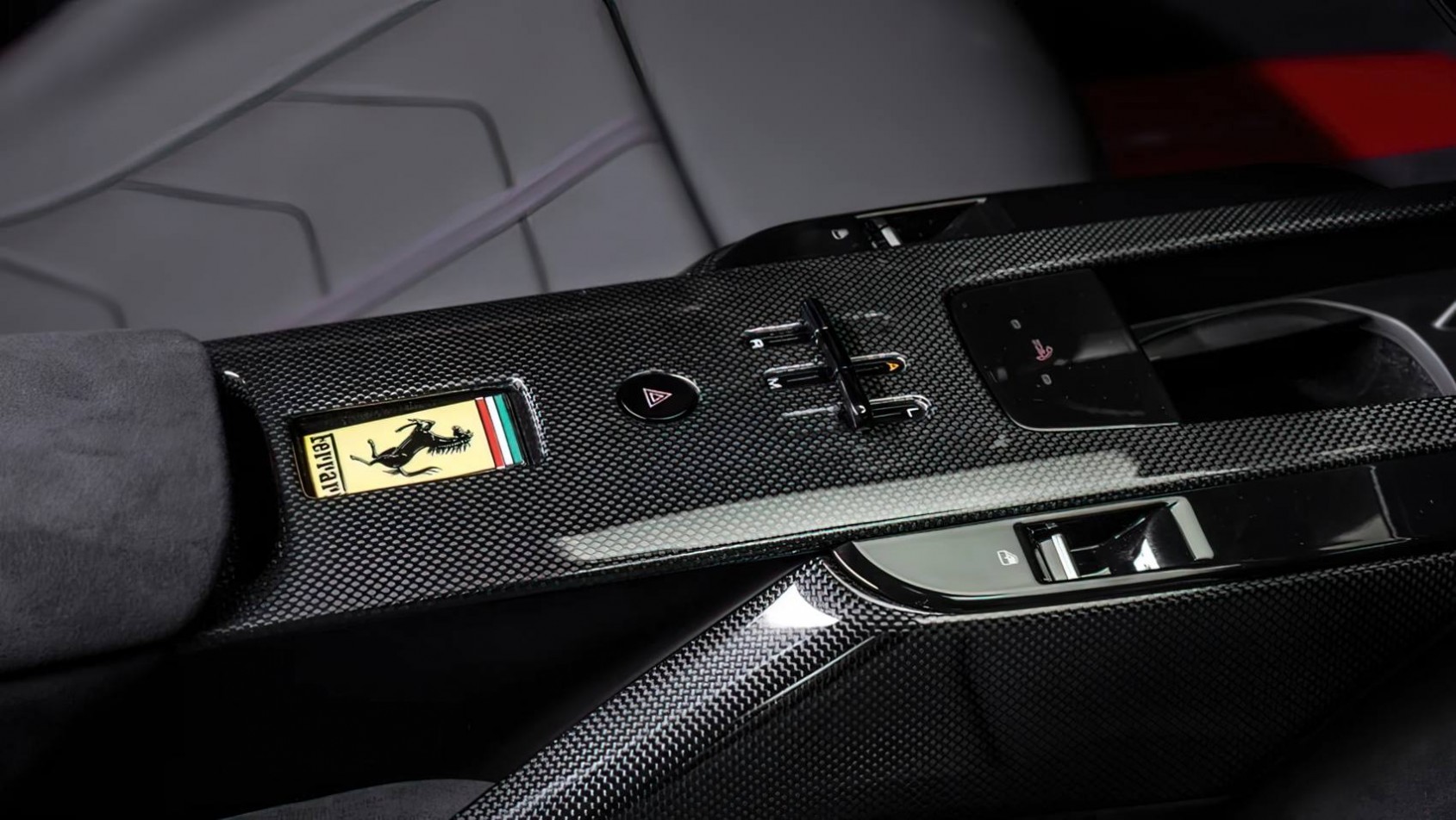 Ferrari Amalfi detal wnętrza