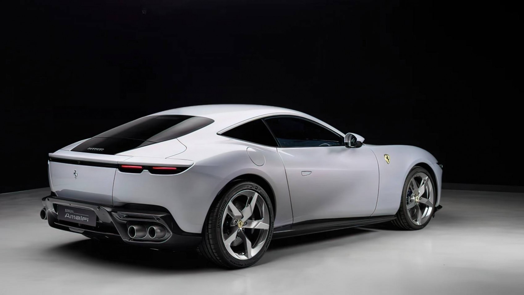 Ferrari Amalfi blanco tył