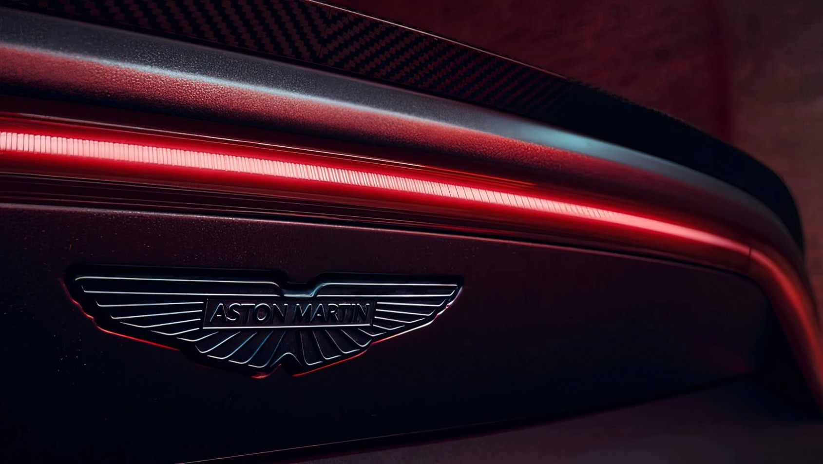 2026 Aston Martin Vantage S logo
