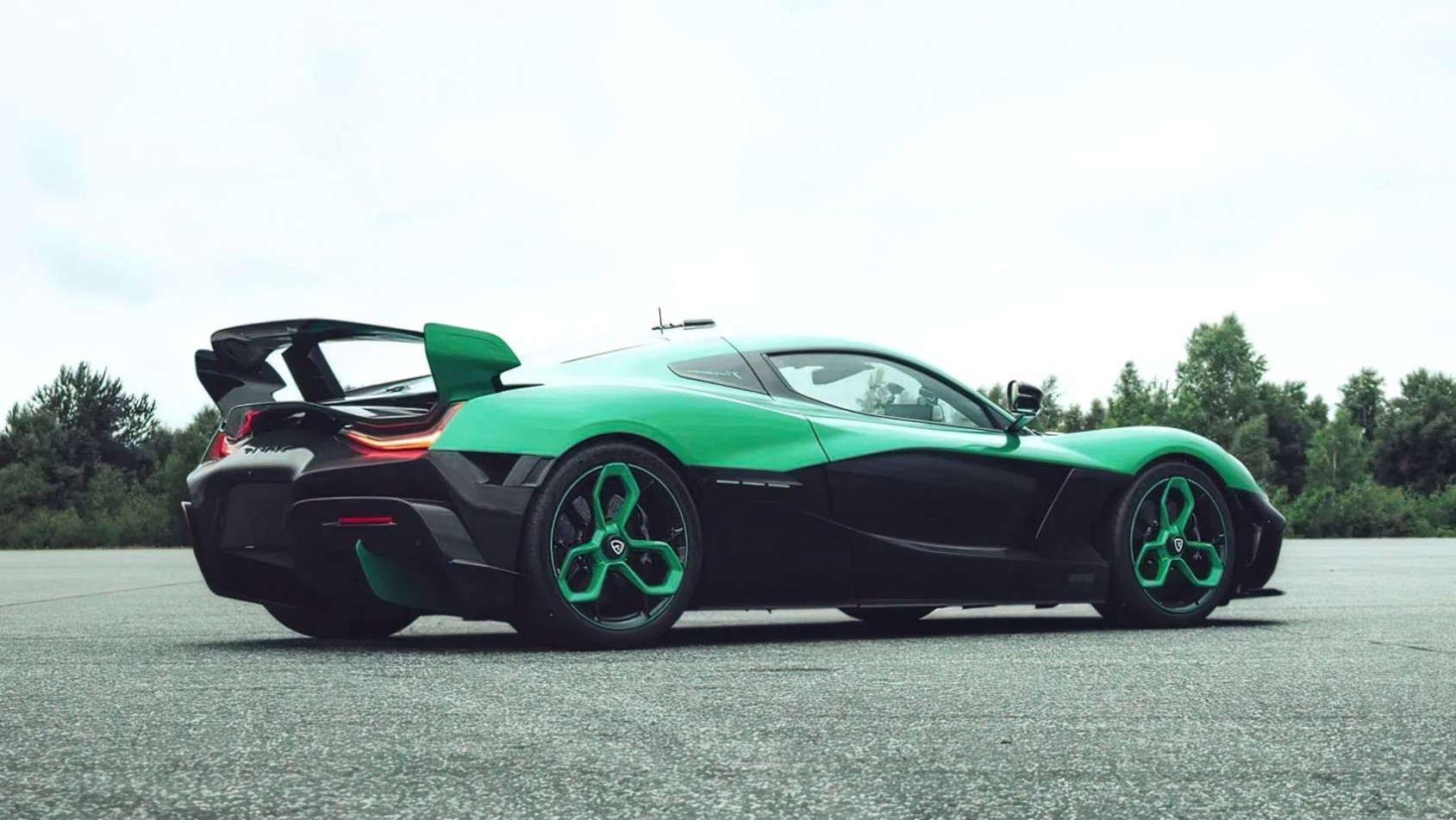 Rimac Nevera Rimac Nevera R prędkość