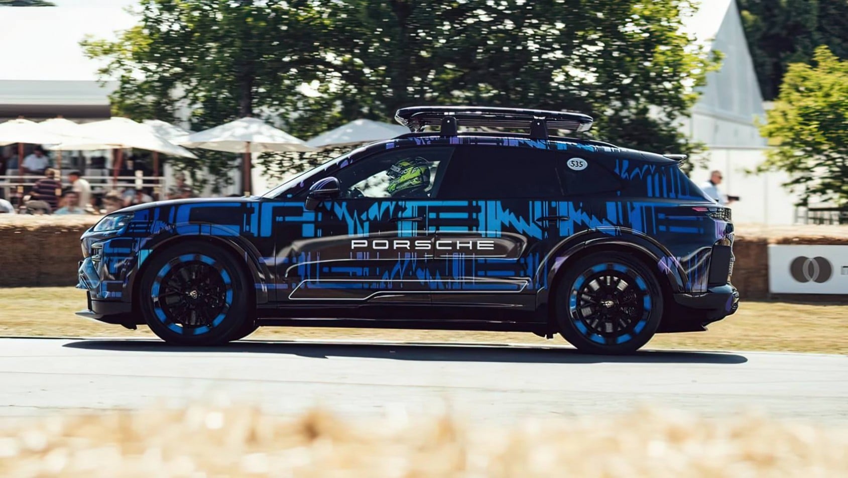 2026 Porsche Cayenne Electric kamuflaż