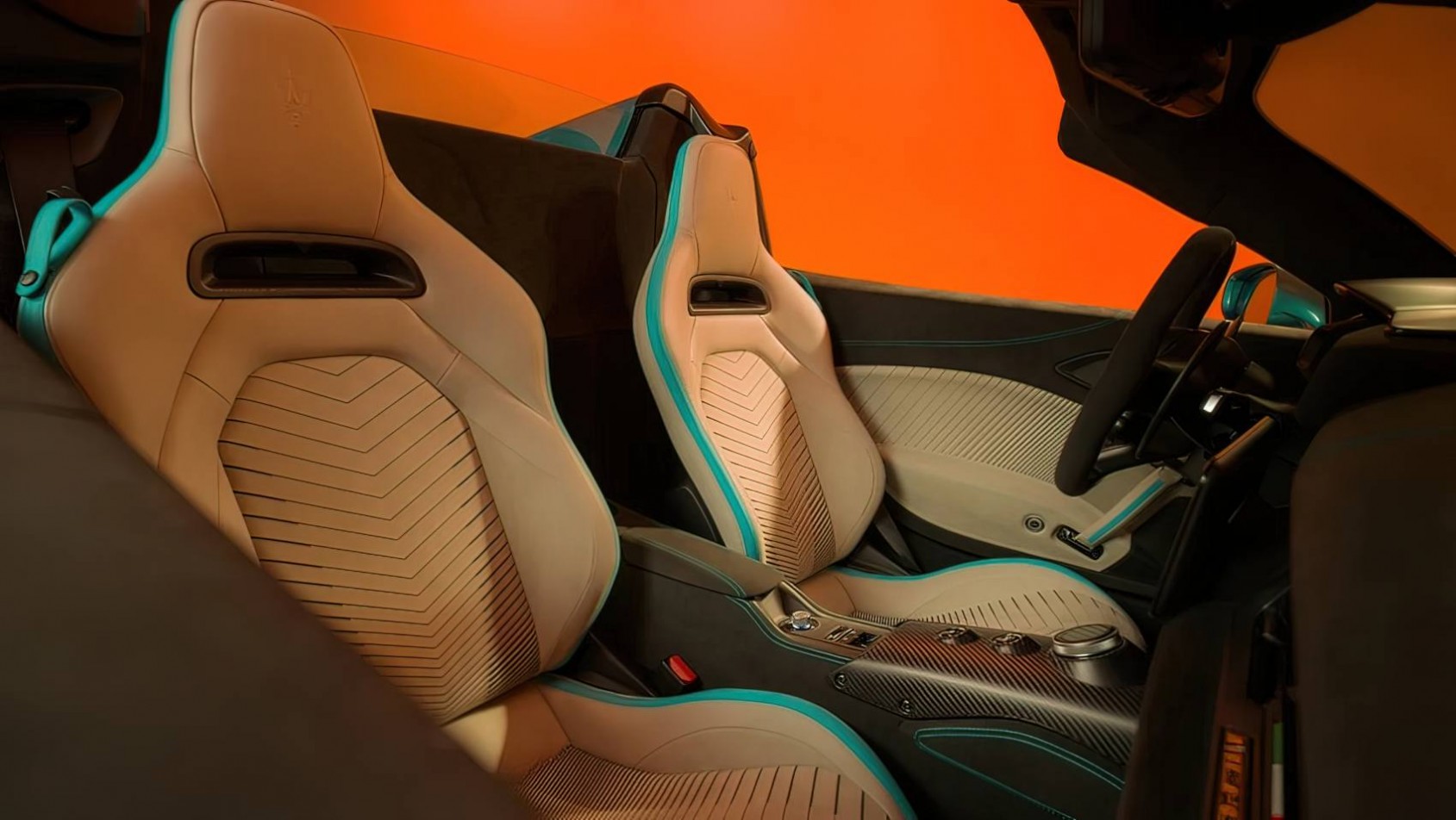 Maserati MCPura cielo kokpit