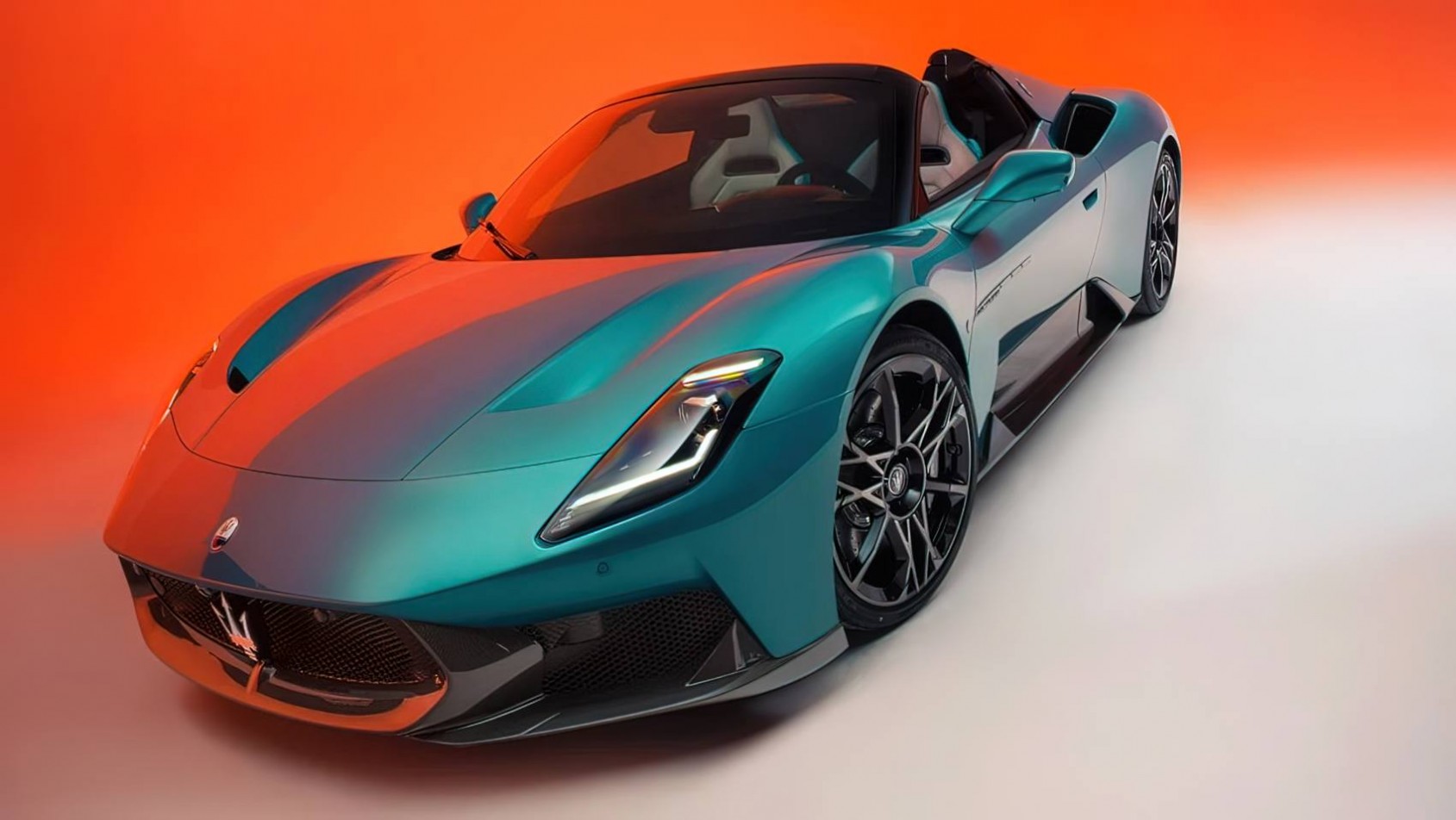 Maserati MCPura lifting