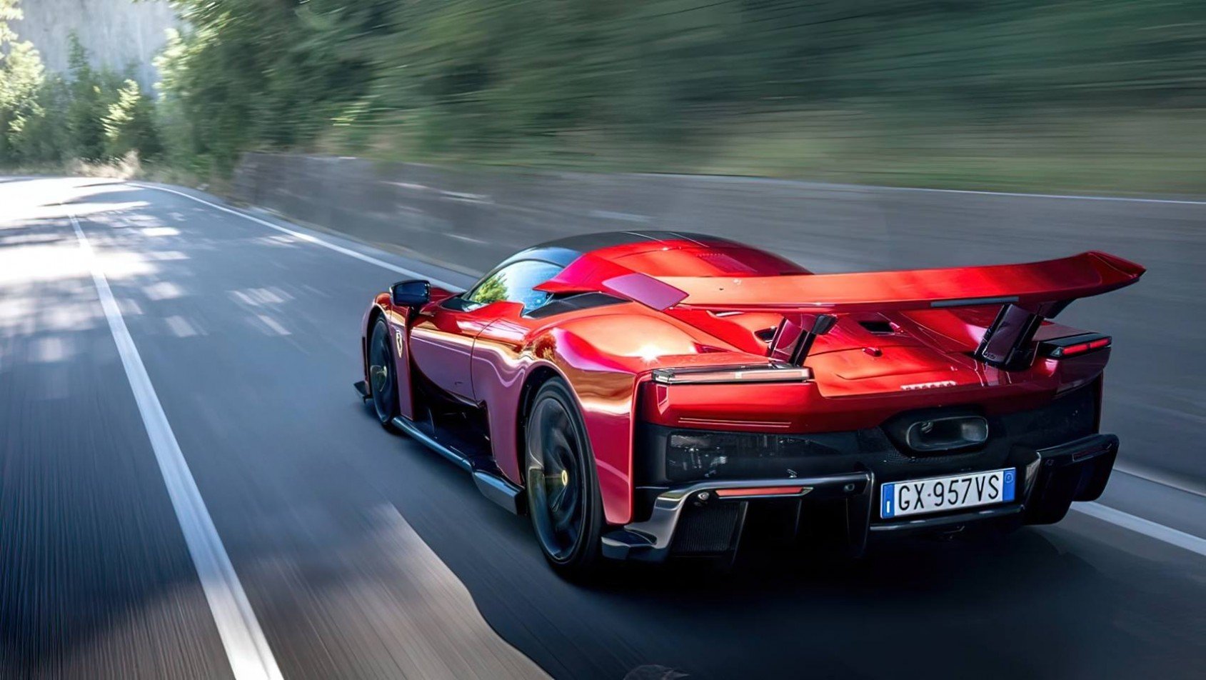 Ferrari F80 skrzydło