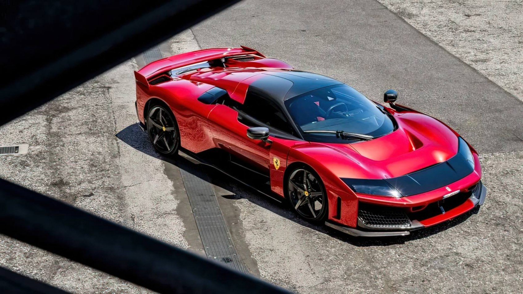 Ferrari F80 sylwetka