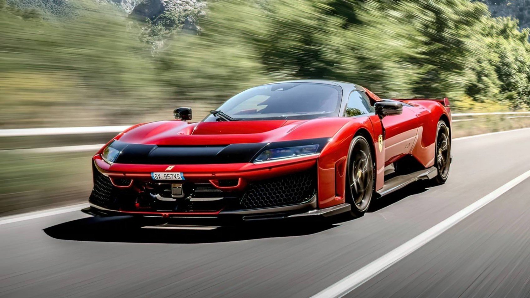 Ferrari F80 prędkośc