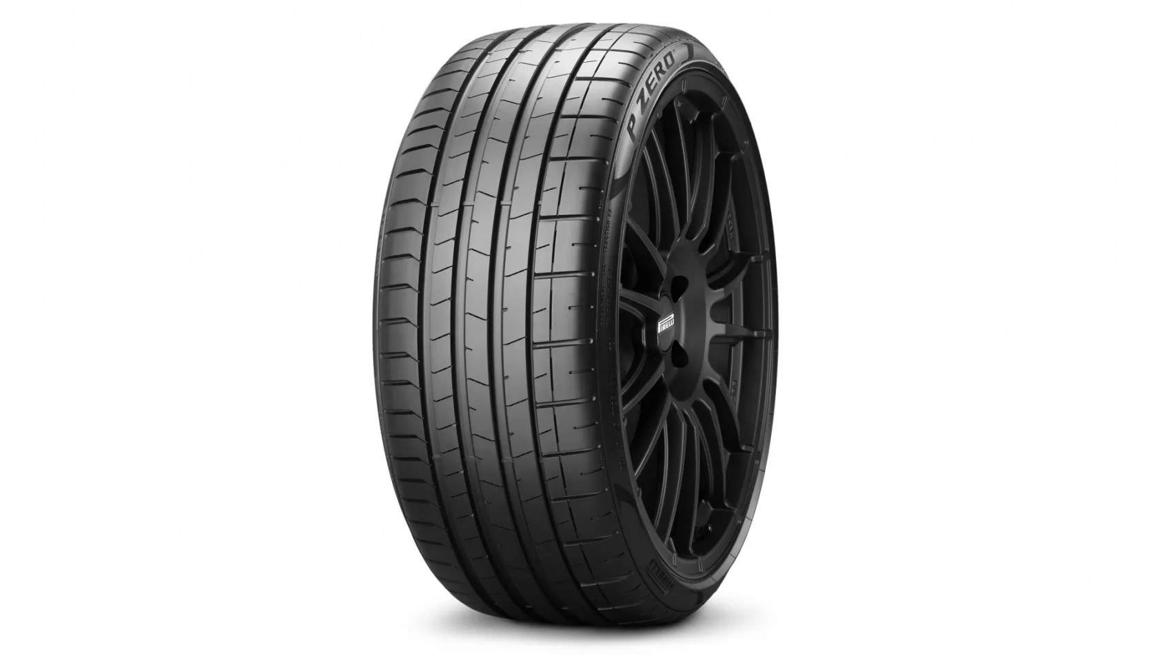 Pirelli P Zero 2025