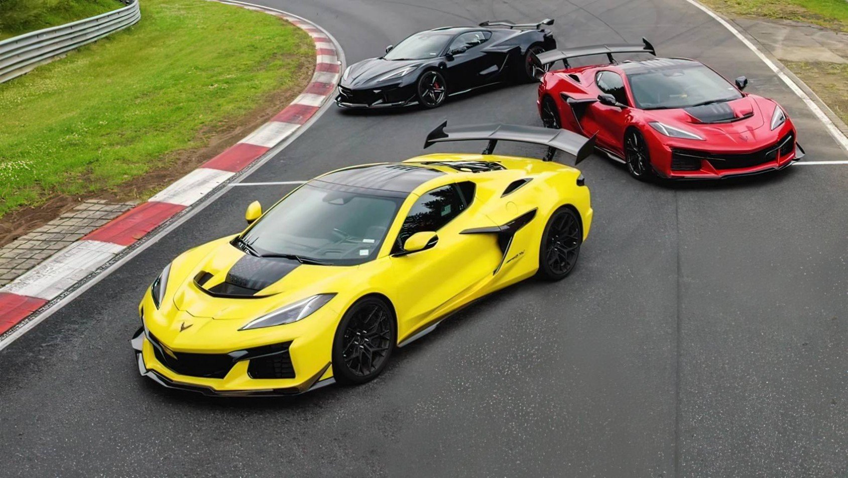 Chevrolet Corvette ZR1X, ZR1 i Z06 na nurburgringu